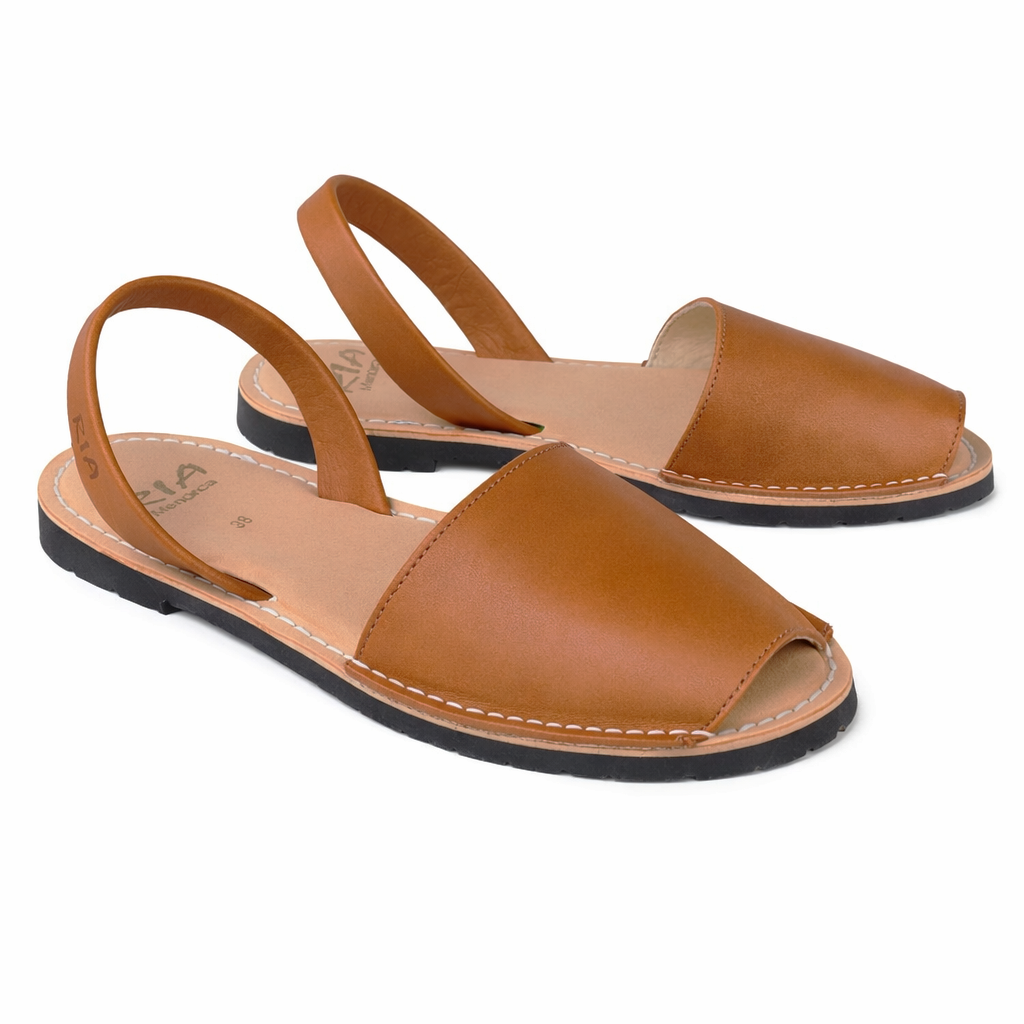 Komfort-Damensandale Avarcas in Braun von RIA Menorca