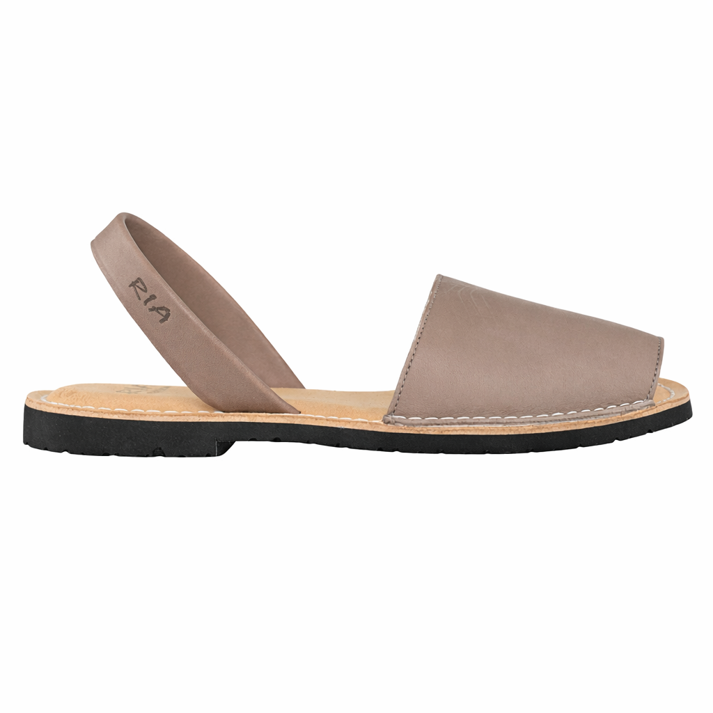 Komfort Sandale Avarca aus Spanien in Graubraun von RIA Menorca