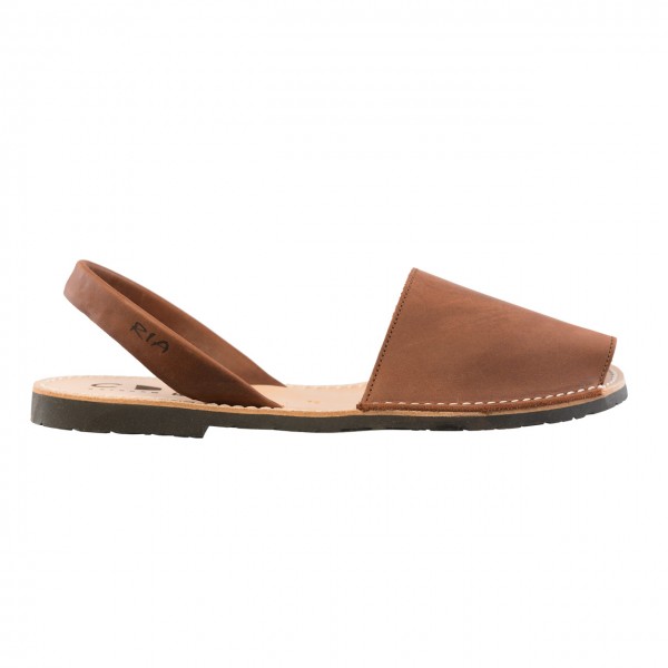 Herren Avarca in Braun.