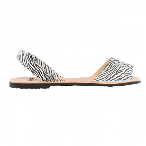 Damen Avarca Sandale im Zebra-Look.